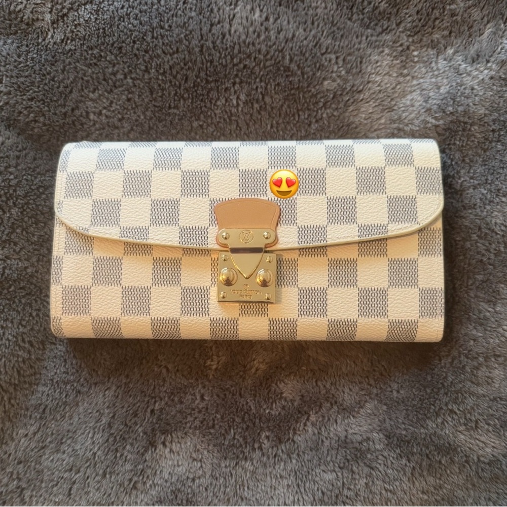 Designer-Inspired Cream Checkered Leather Wallet with Gold Hardware